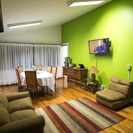 Green Hostel Valdivia Bagian luar foto