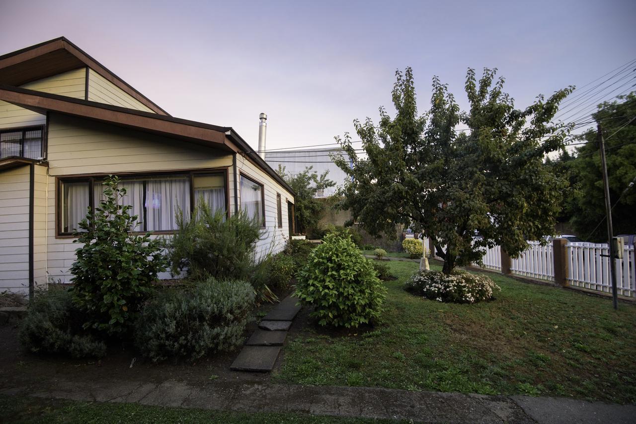 Green Hostel Valdivia Bagian luar foto
