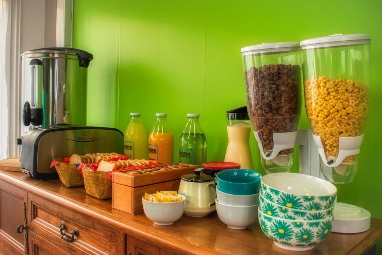Green Hostel Valdivia Bagian luar foto